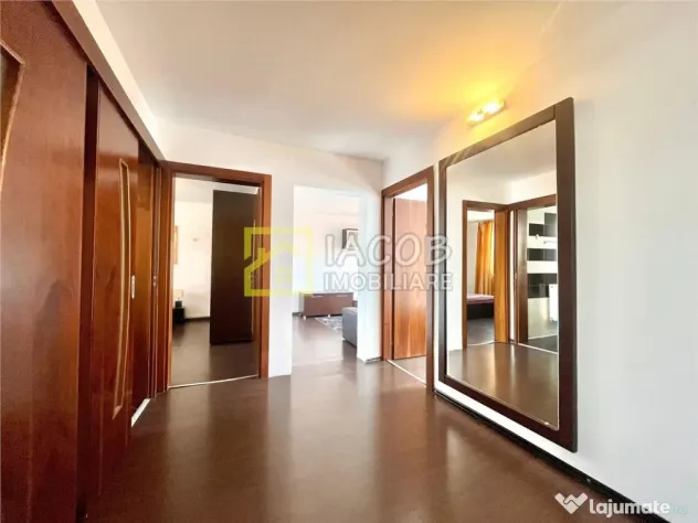 Apartament 3 camere decomandate, strada Martir Horia, Bacau