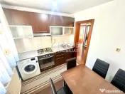 Apartament 3 camere decomandate, strada Martir Horia, Bacau 