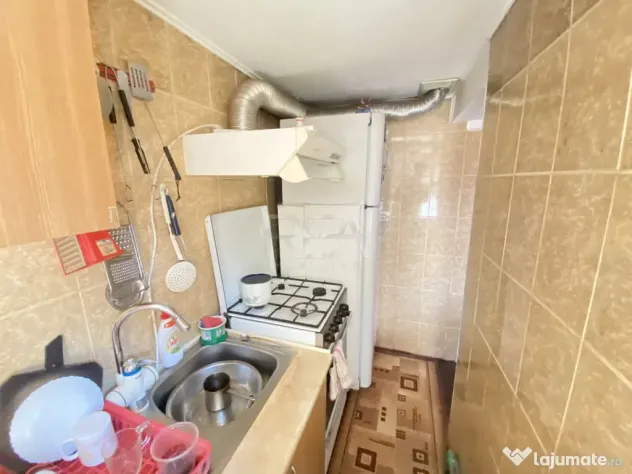 Casa cu Garaj- Zona Teius