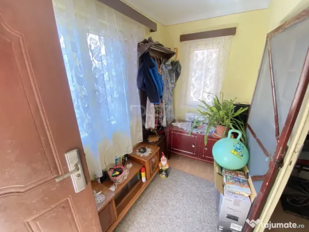 Casa cu Garaj- Zona Teius
