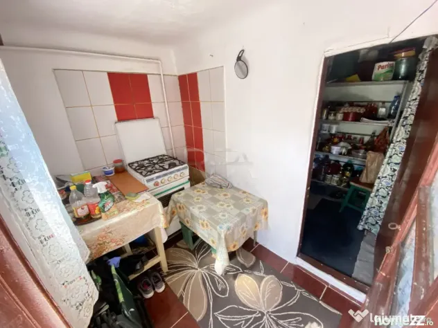 Casa cu Garaj- Zona Teius