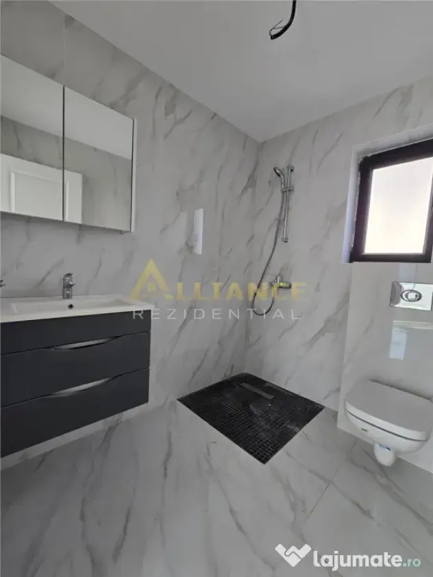 Vila individuala- 5 camere- 3 bai- incalzire pardoseala-