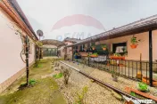 Casă spatioasa cu teren de 2877 mp de vânzare in Irato?... 