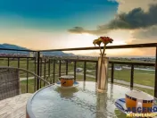 Teren intravilan pretabil:constructie blocuri vile investiti 