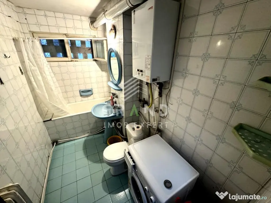 3 camere decomandate | 72 mp | Balcon | Etaj 1 | Manastur |