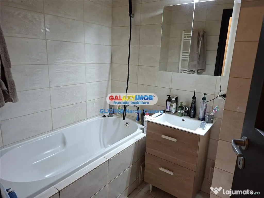 Calea Vacaresti ,Garsoniera etajul 2 centrala,parcare subte