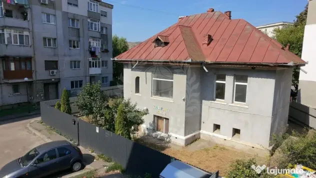 Casa de , D+P+M in Urlati, zona centrala