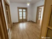 Casa de , D+P+M in Urlati, zona centrala 