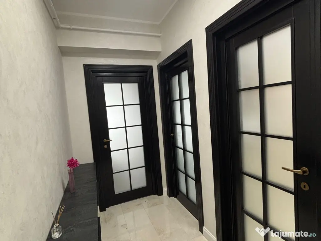 Apartament 2 camere royal town