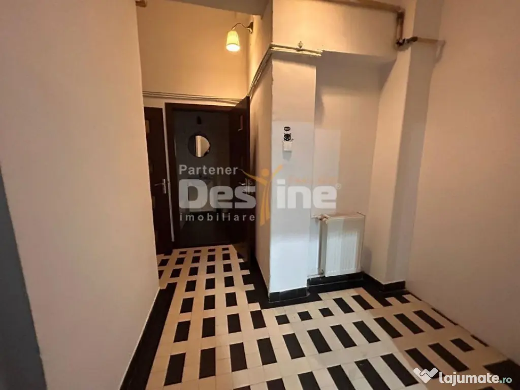 Parcul Cismigiu | Apartament 4 camere in vila interbelică |