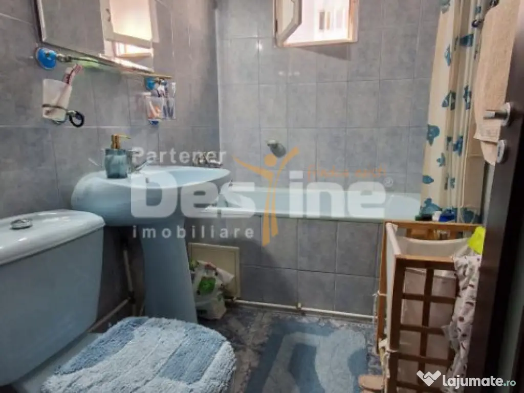 Apartament 3 Camere Semiecomandat - Dacia