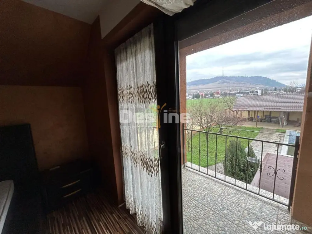 Casa cu piscina Fermelor 840mp teren 285.000€