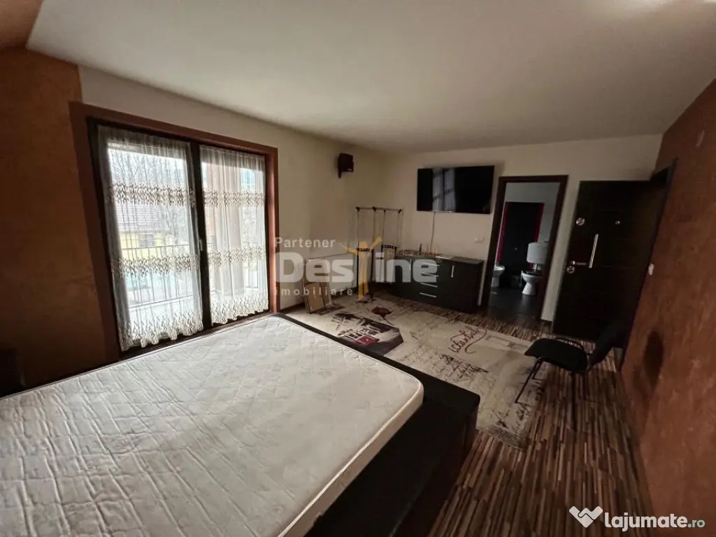 Casa cu piscina Fermelor 840mp teren 285.000€