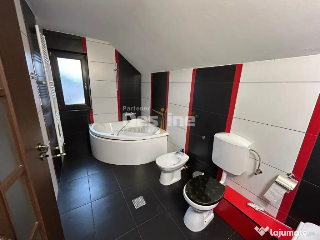 Casa cu piscina Fermelor 840mp teren 285.000€