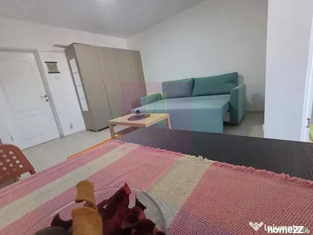 Garsoniera, renovata si mobilata Grand Arena metrou Apara...