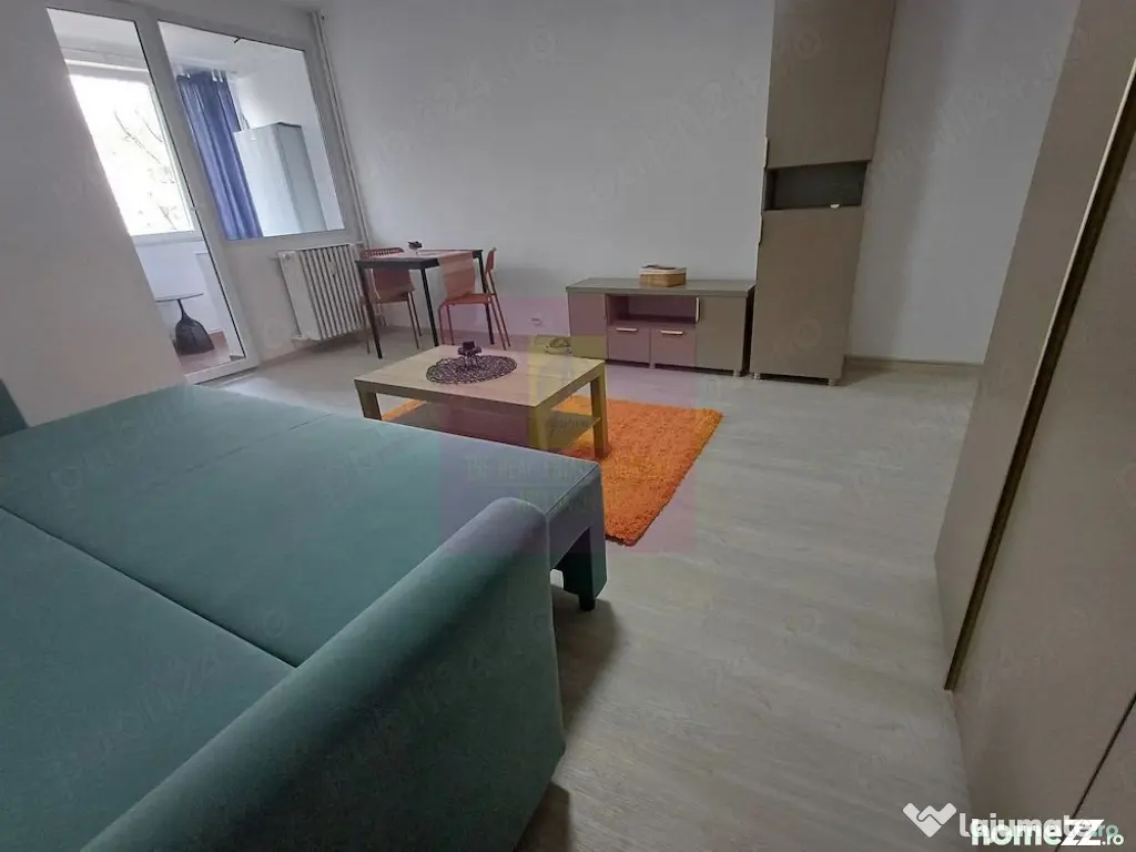 Garsoniera, renovata si mobilata Grand Arena metrou Apara...