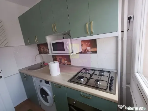 Garsoniera, renovata si mobilata Grand Arena metrou Apara...