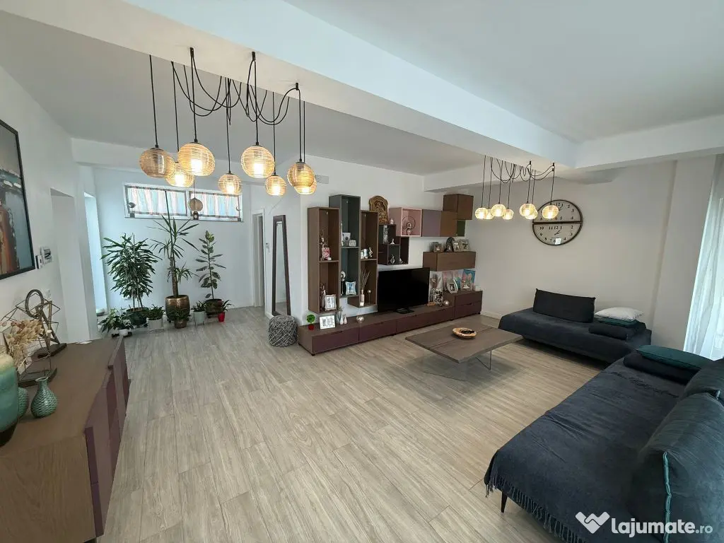 Casa de Vanzare Tomis Plus