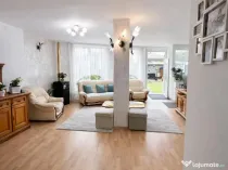 Casa in apreciabil potential,cu terase, curte,gradina echipa