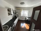 3 camere Vitan decomandat, parcare, et. 6, an 1995, metrou, 