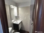 3 camere Vitan decomandat, parcare, et. 6, an 1995, metrou, 