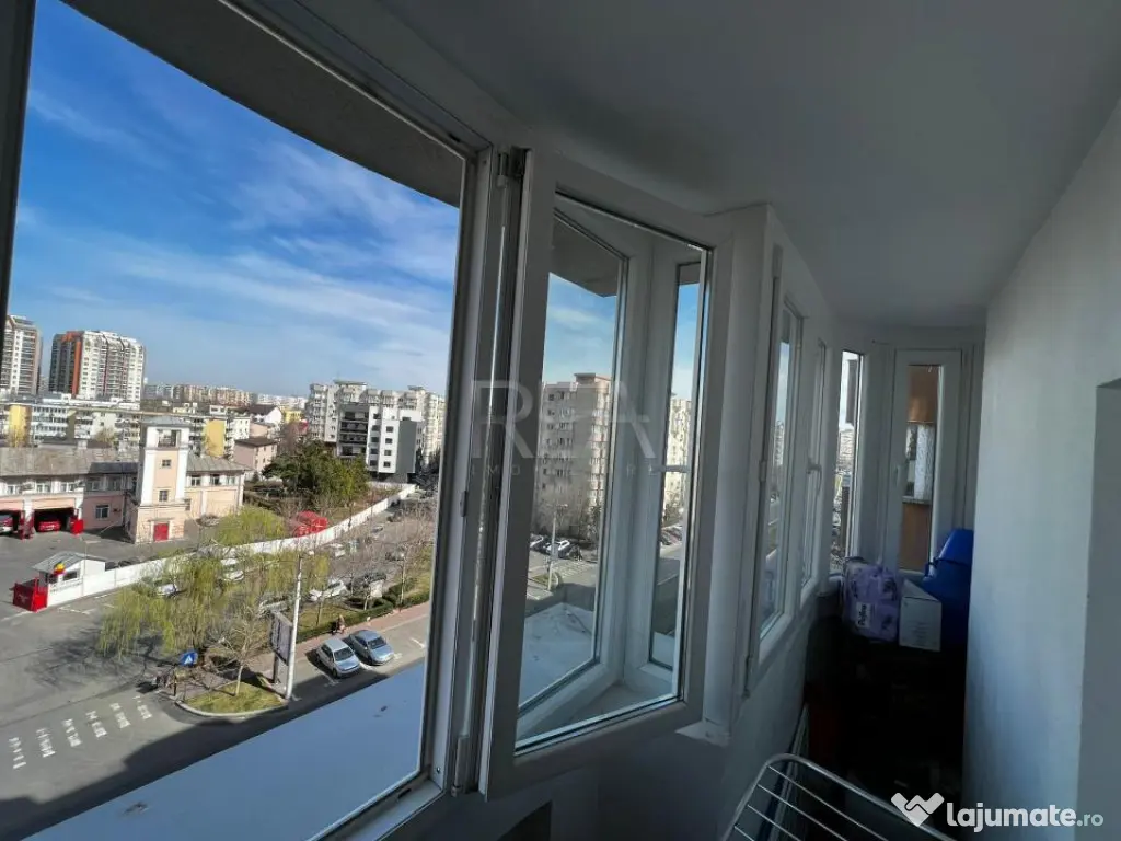 3 camere Vitan decomandat, parcare, et. 6, an 1995, metrou,