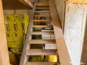 FILM! Constructie rustica tip Casa Verde, cu parau si panora 