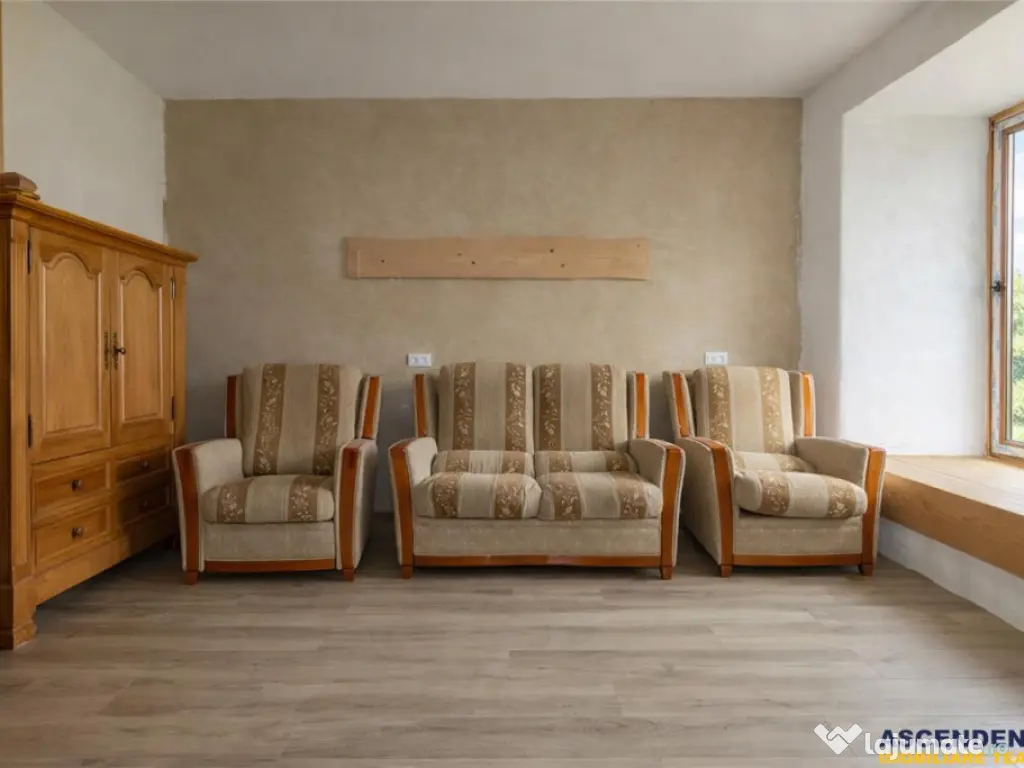 FILM! Constructie rustica tip Casa Verde, cu parau si panora