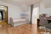 Casă 2013, teren 1366 mp, zonă centrală 
