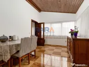 Casă 2013, teren 1366 mp, zonă centrală 