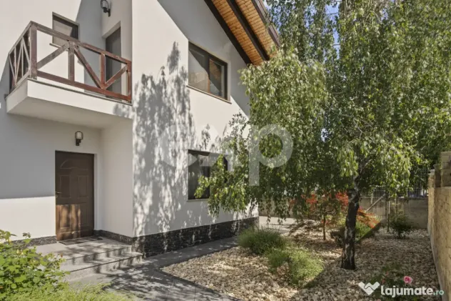 Refugiu urban în București: vilă elegantă, grădină mat