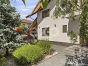 Refugiu urban în București: vilă elegantă, grădină mat 