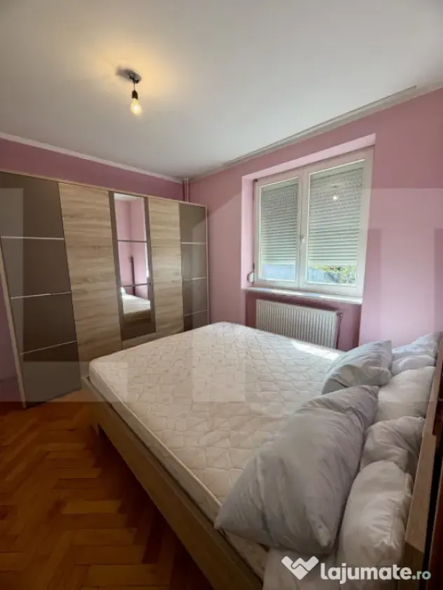 Apartament 4 camere, Central