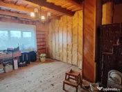 Casă spațioasă cu teren generos, aproape de centrul oraș 