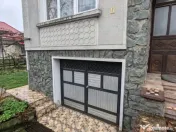 Casă spațioasă cu teren generos, aproape de centrul oraș 