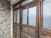 Casă spațioasă cu teren generos, aproape de centrul oraș 