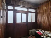 Casă spațioasă cu teren generos, aproape de centrul oraș 