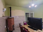 Casă spațioasă cu teren generos, aproape de centrul oraș 