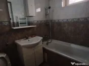 Casă spațioasă cu teren generos, aproape de centrul oraș 