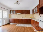 FILM! Edificiu cu identitate arhitecturala, 700mp teren, gar 