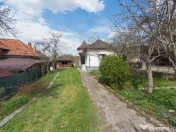 Casa cu 3 camere renovata 