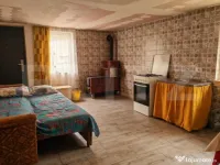 Casă cu 1.2 ha teren, liniște totală, livadă, acces asfa 