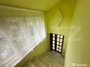 Casă cu 1.2 ha teren, liniște totală, livadă, acces asfa 