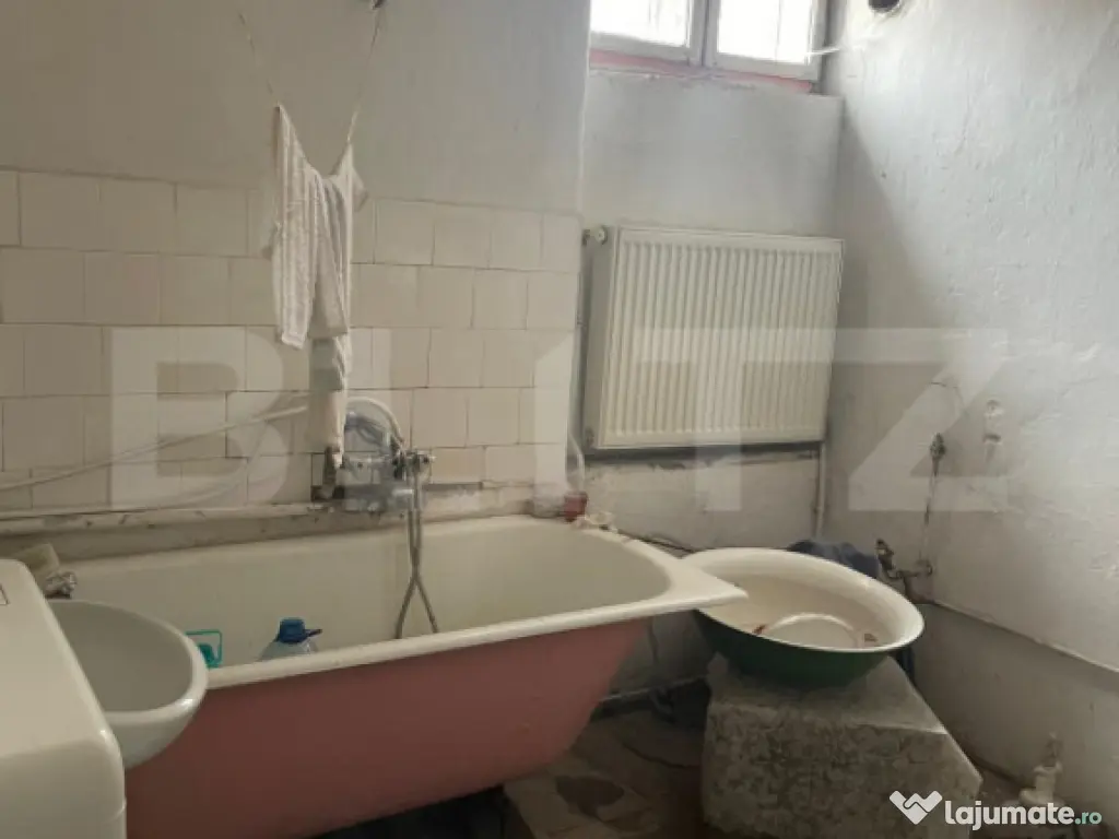 Casa individuala 3 camere, zona ultracentrala - Campia Turzi