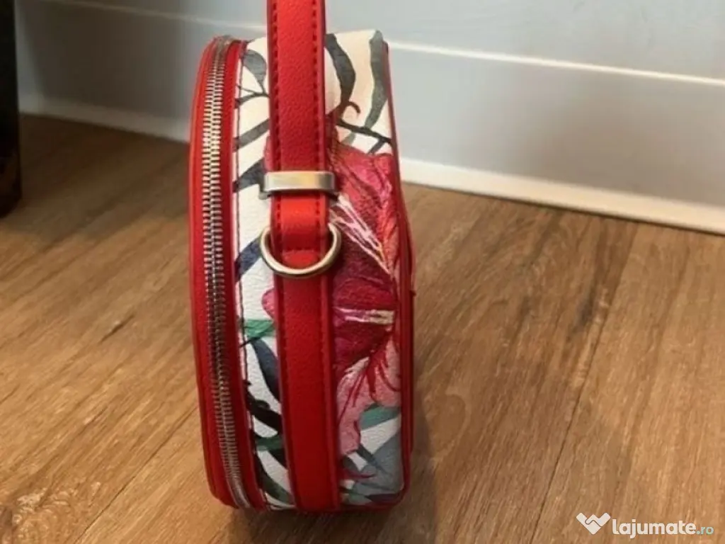 geanta noua dama David Jones