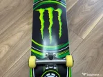 Skateboard Monster Energy