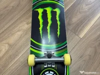 Skateboard Monster Energy 