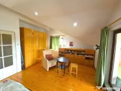 CASA LA VLADESTI - OAZA DE LINISTE APROAPE DE ORAS 