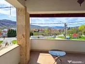 CASA LA VLADESTI - OAZA DE LINISTE APROAPE DE ORAS 