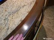 Bar elegant lemn masiv si marmura 